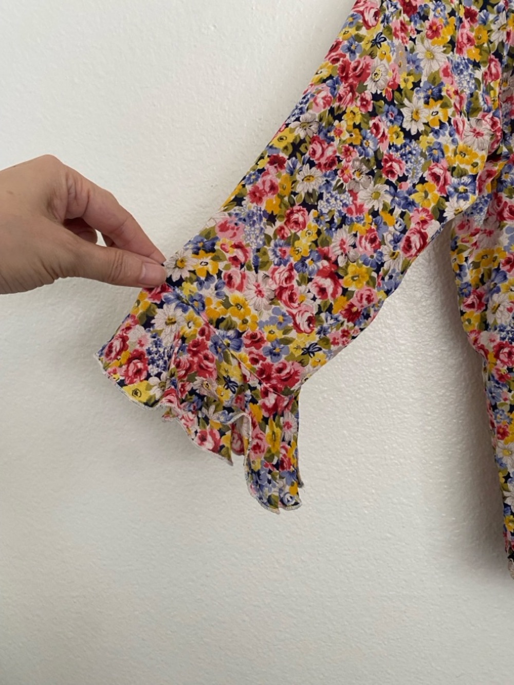 TESS Paris-Milano Floral Print Top Silk Ruffle Trim Sleeve Size Small - Picture 3 of 7